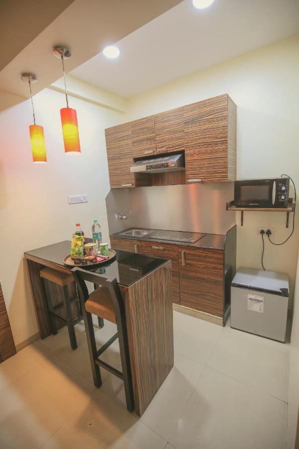 The Gold Haven Hotel Poona Buitenkant foto